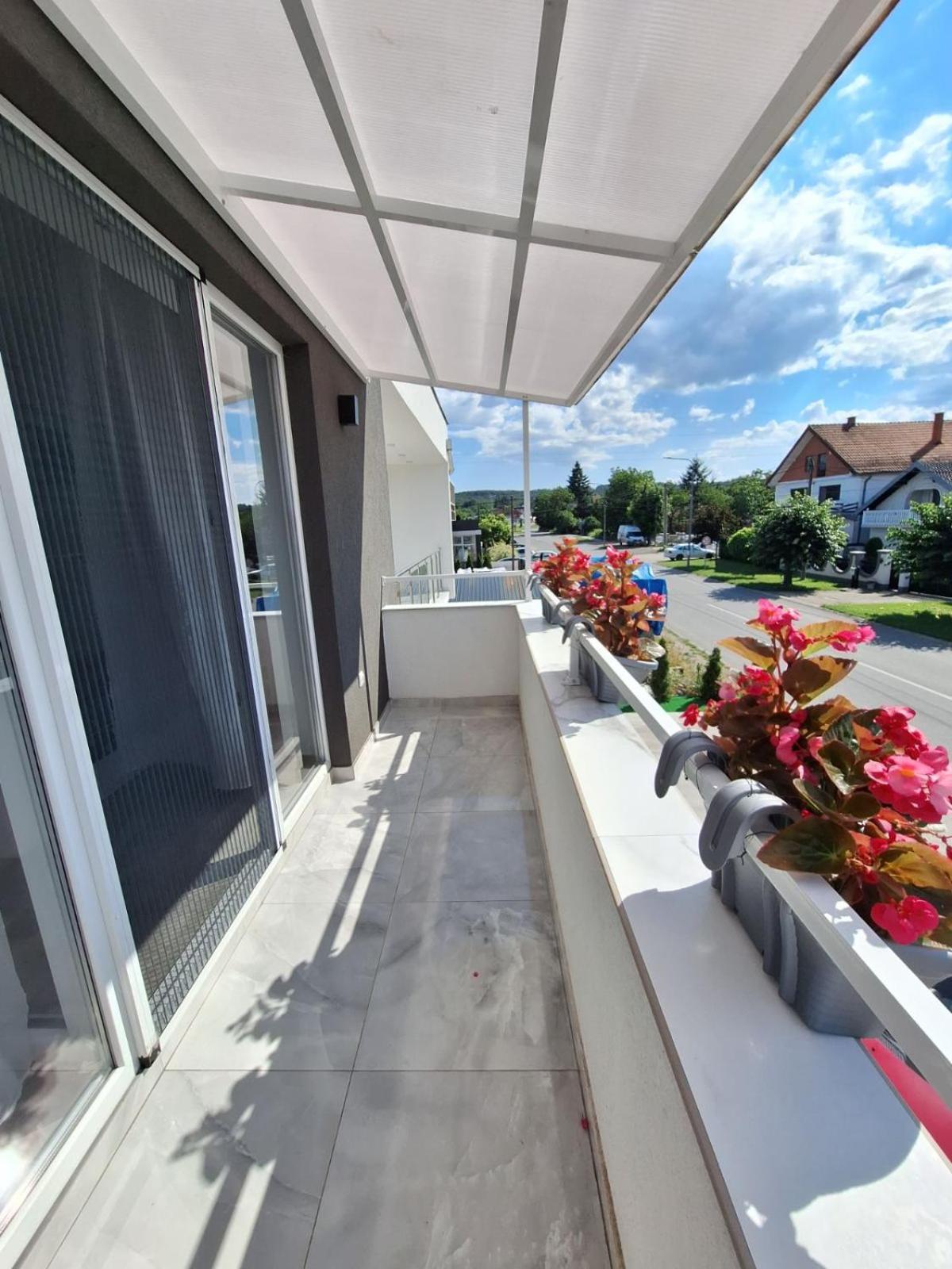 Apartmani Koki Kladovo Zewnętrze zdjęcie